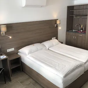 Koenig Hotel Vienna